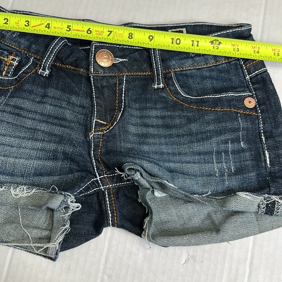 Grace in LA Denim Shorts Women’s Small Distressed Frayed Cutoff Western Style - Picture 8 of 12
